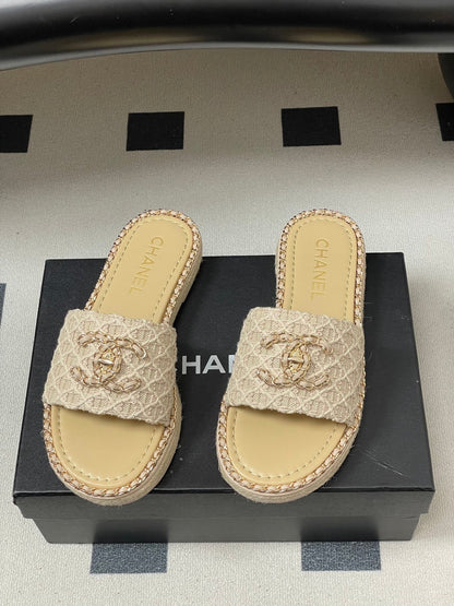CC 26s Flat Slippers Beige Gold Fabric Sheepskin 649484