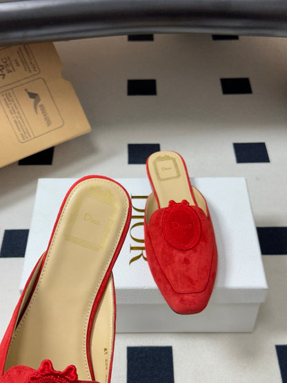 CD Médaillon Mule Red Suede 834912