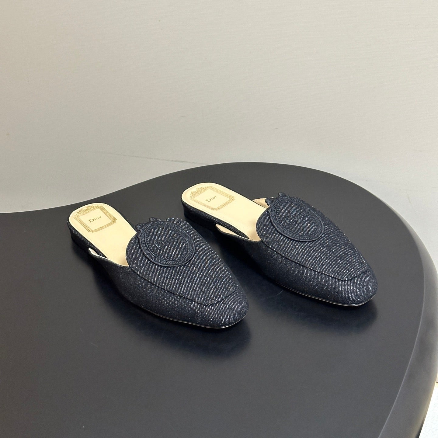 CD Médaillon Mule Black Denim 834921