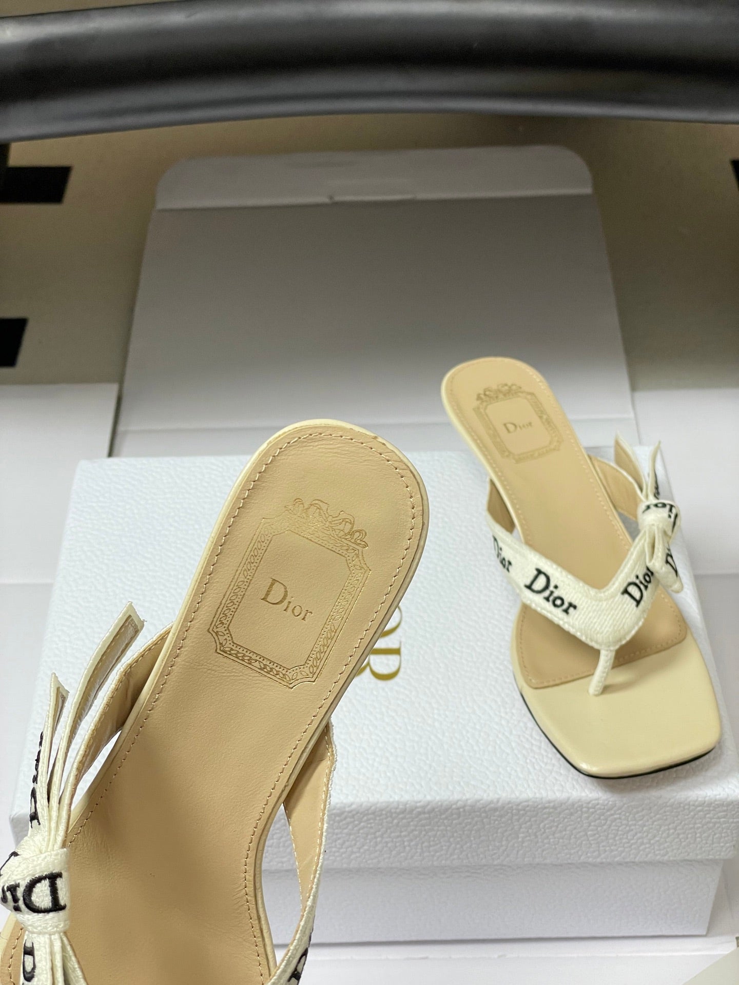 CD J'Adior Heeled Thong Sandal Cream Beige Leather 834940