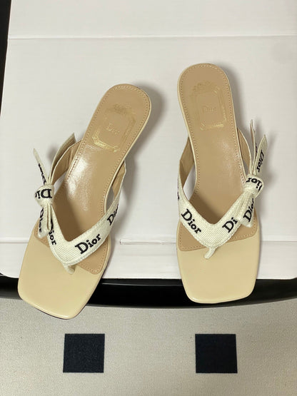 CD J'Adior Heeled Thong Sandal Cream Beige Leather 834940
