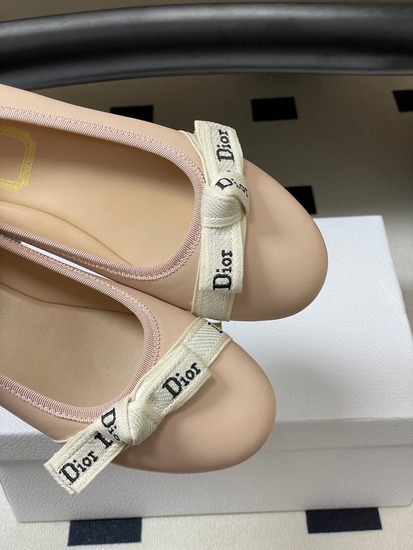 CD J'Adior Ballet Flat Pink Lambskin 834928