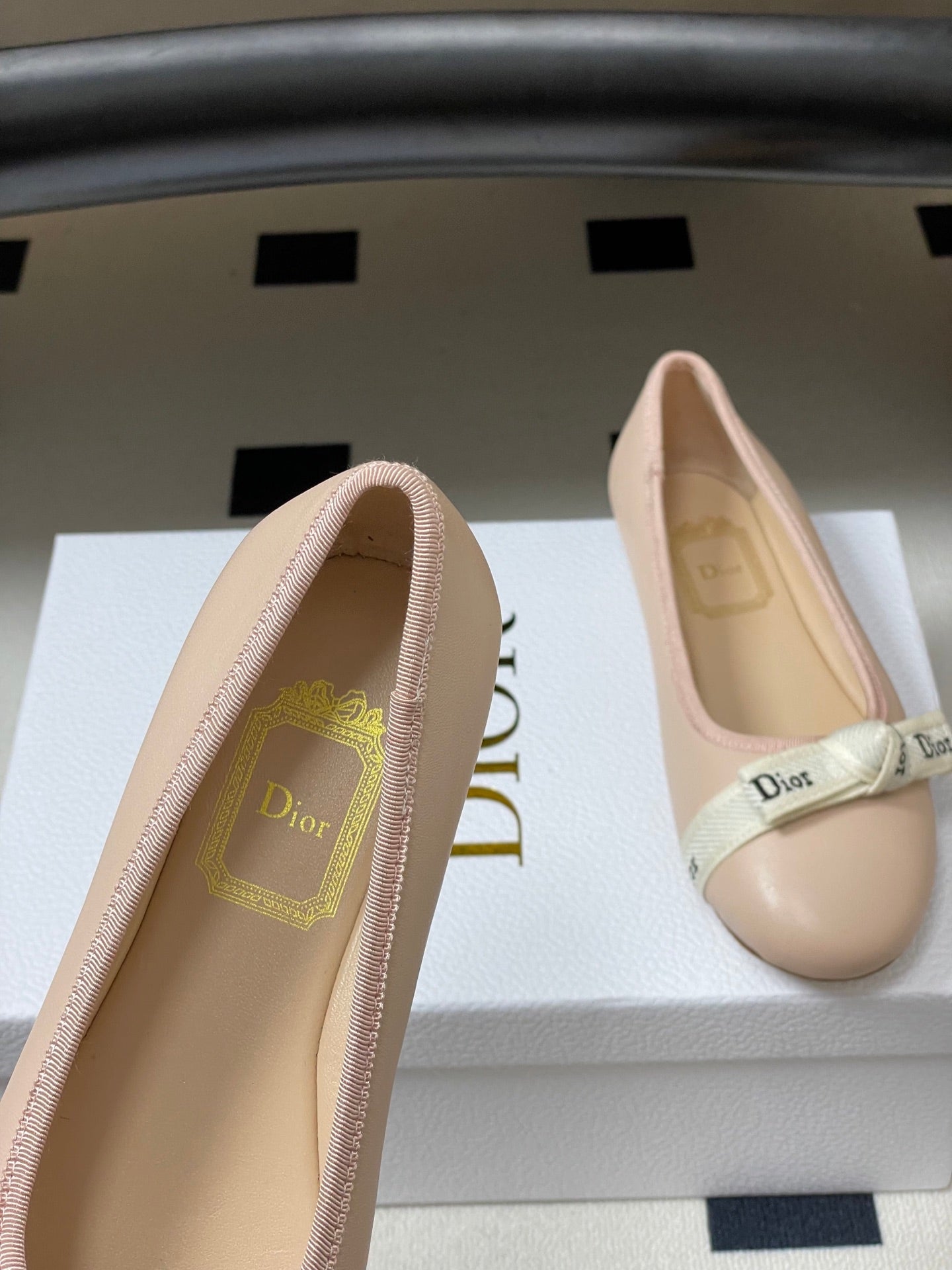 CD J'Adior Ballet Flat Pink Lambskin 834928