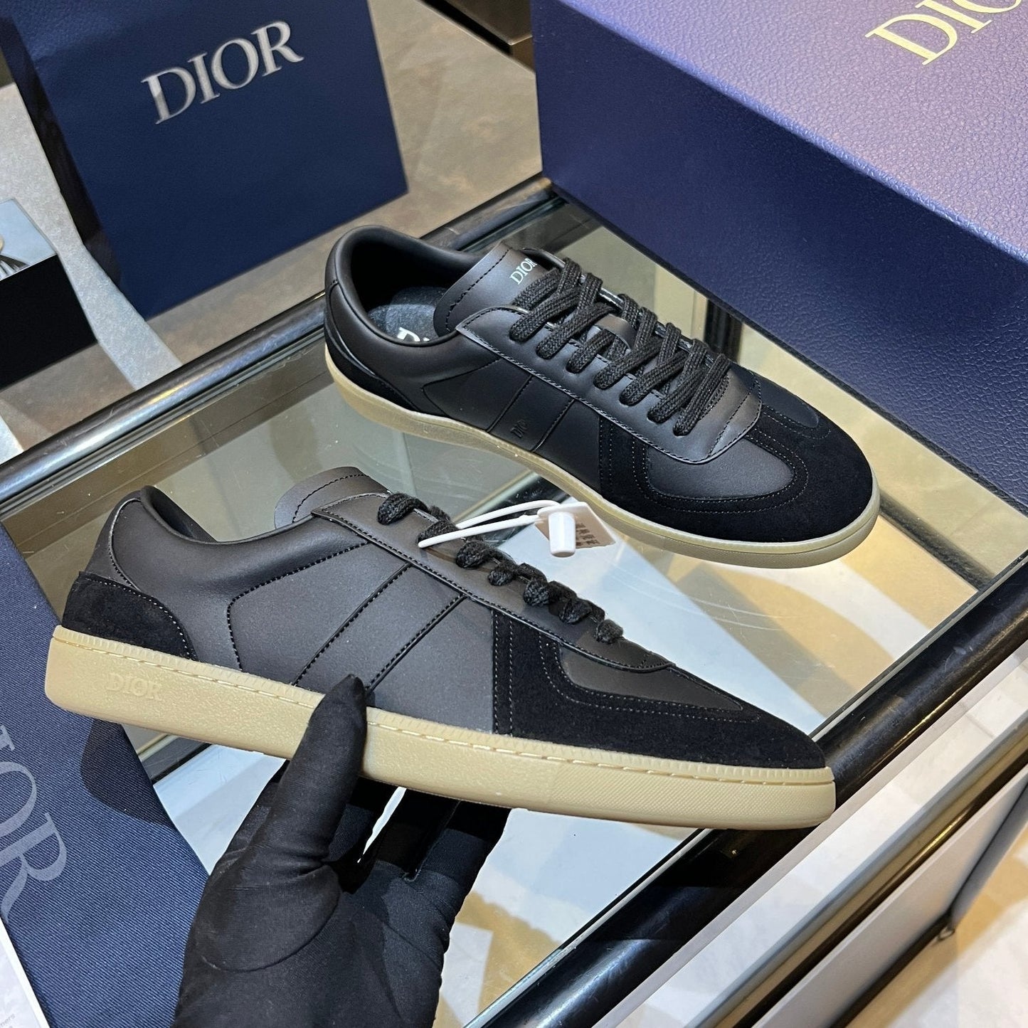 CD 26s B01 Matchpoint Sneaker Black Calfskin Suede 924615