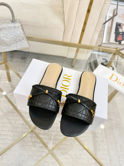 CD Cannage Slide Black Quilted Lambskin 668032