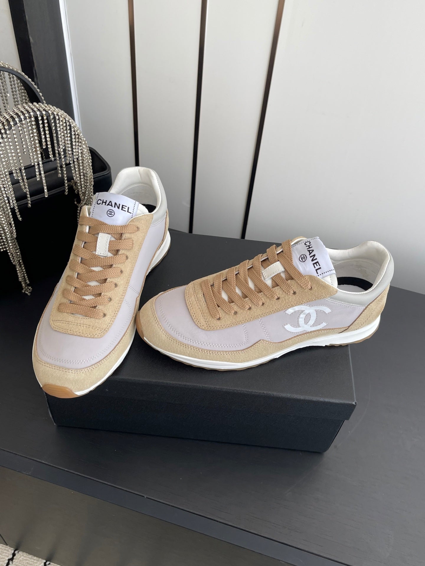 Chanel 2026 Sneaker Brown Fabric And Calfskin Suede 895744