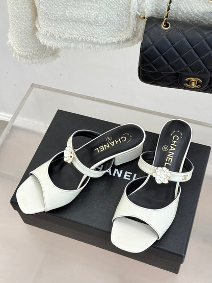 CC 26s High Heeled Sandals 45 White Patent Leather 643029