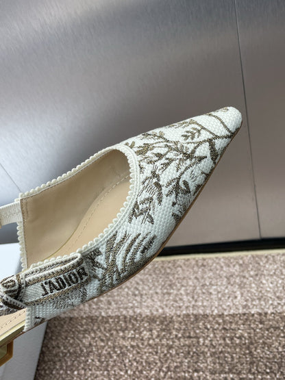 CD J'adior Slingback Pump White And Gold-Tone Millefiori Jacquard