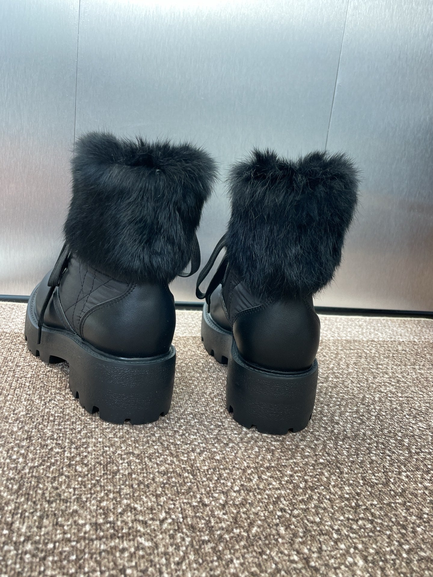 CD D-Majo Ankle Boots Black Wool Sheepskin 524174