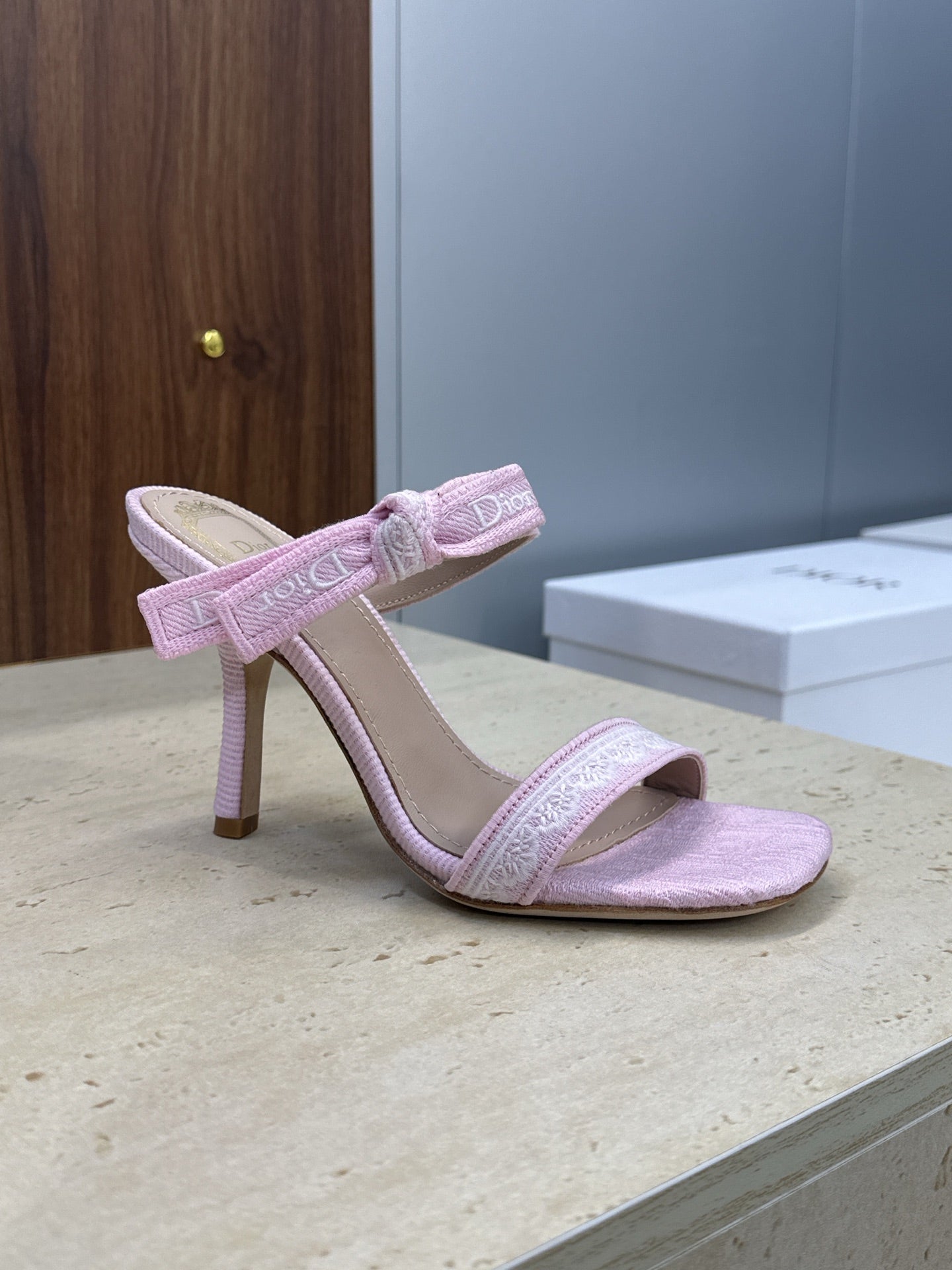 CD 26s Heeled Sandal 10cm Light Pink Beige Leather Fabric 633069