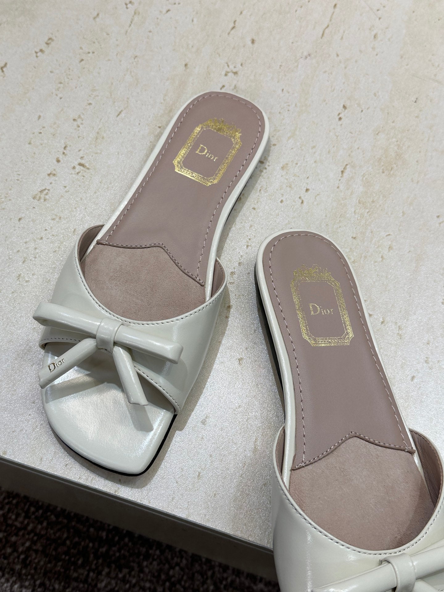 CD Dior Bow Slides White Leather 884657