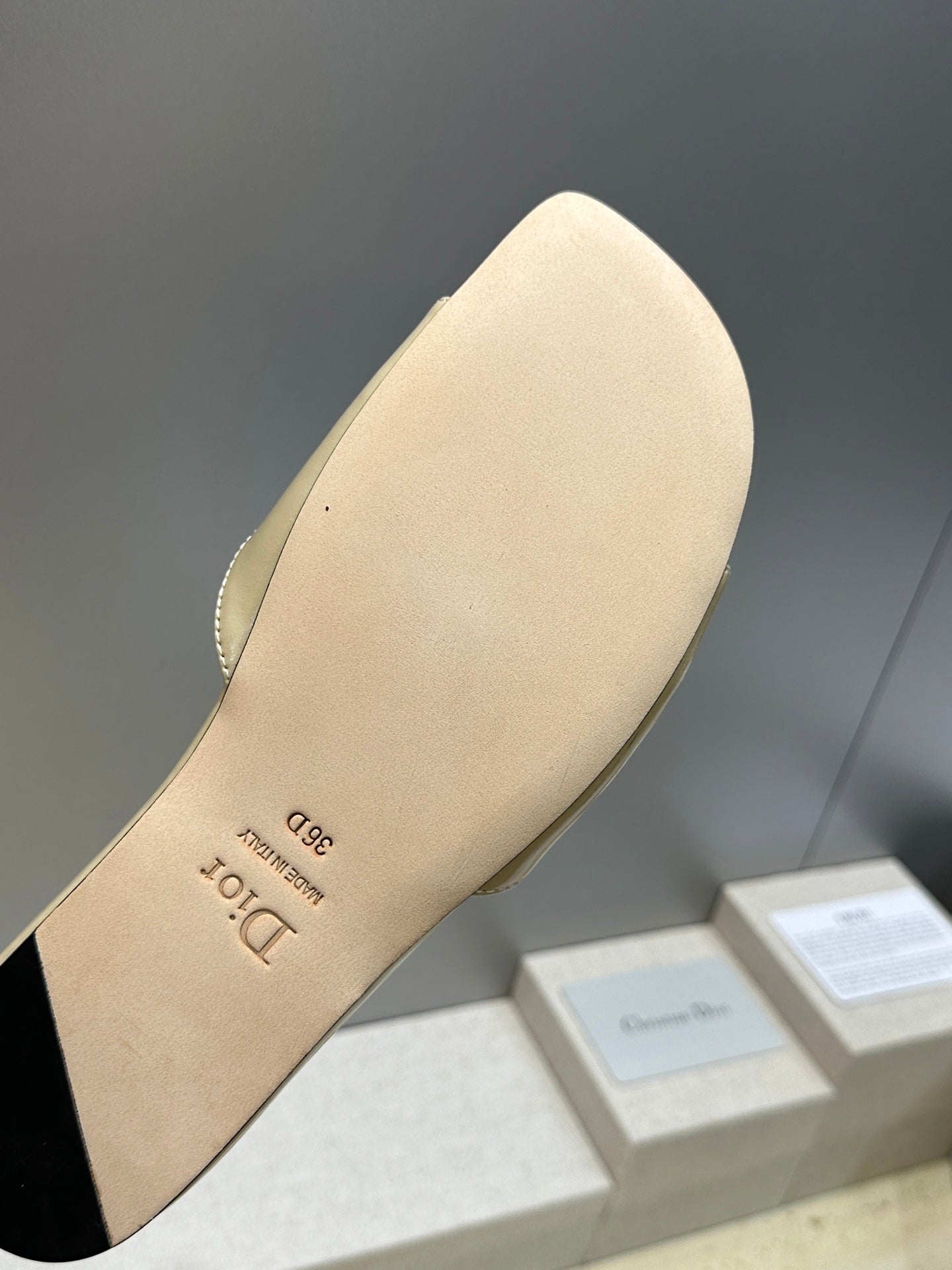 CD Dior Bow Slides Beige Leather 884659