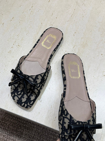 CD Dior Bow Slides Beige Black Canvas 884665