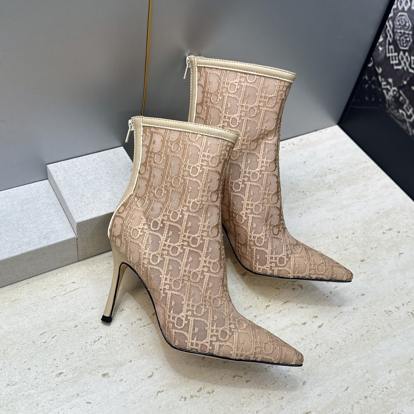 CD 26s Ardiorble Ankle Boots Beige Mesh Leather 959598