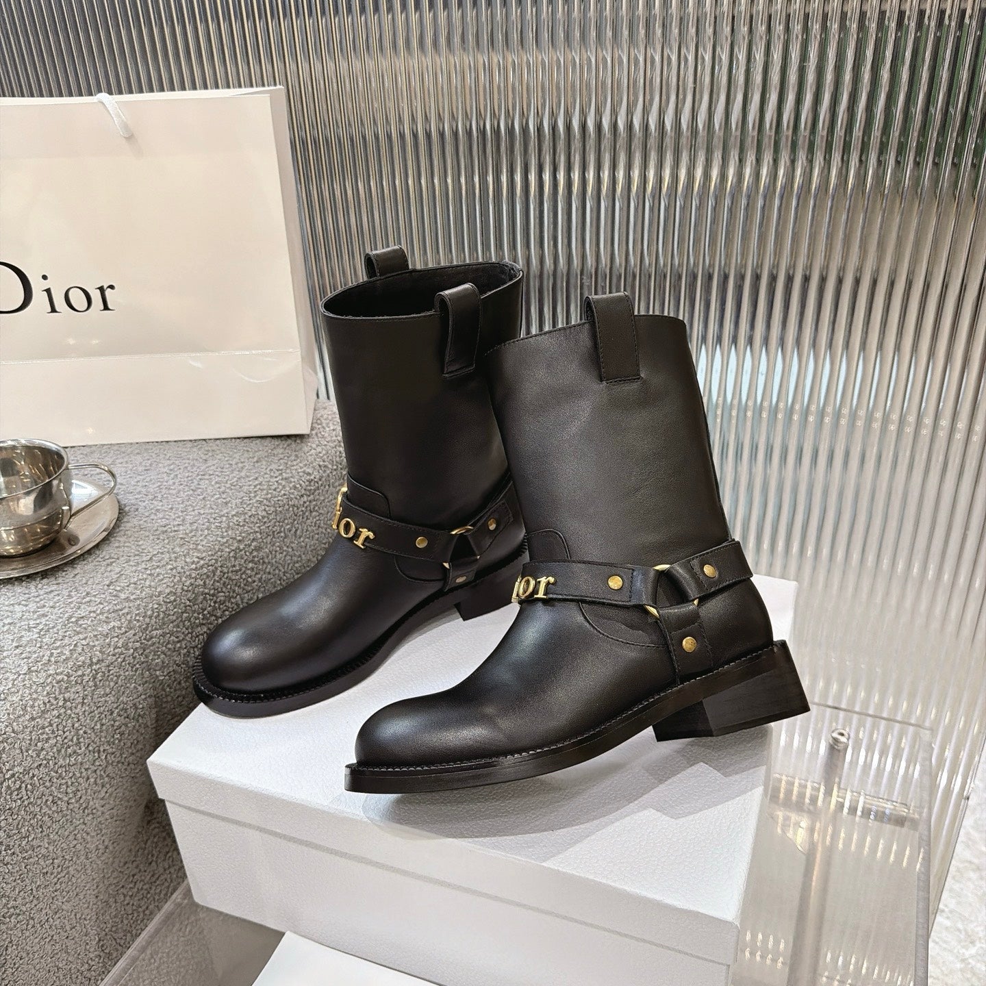CD 26s Bolt Ankle Boot Black Calfskin 924109