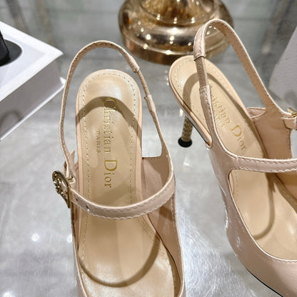 CD 26 Mary Jane High Heels 80 Beige Patent Leather 679857