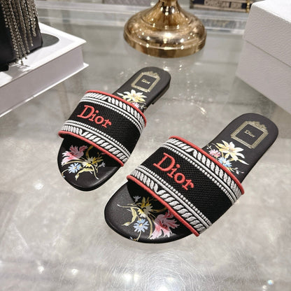 CD 26s Dway Slide Black Colorful Cotton 679878