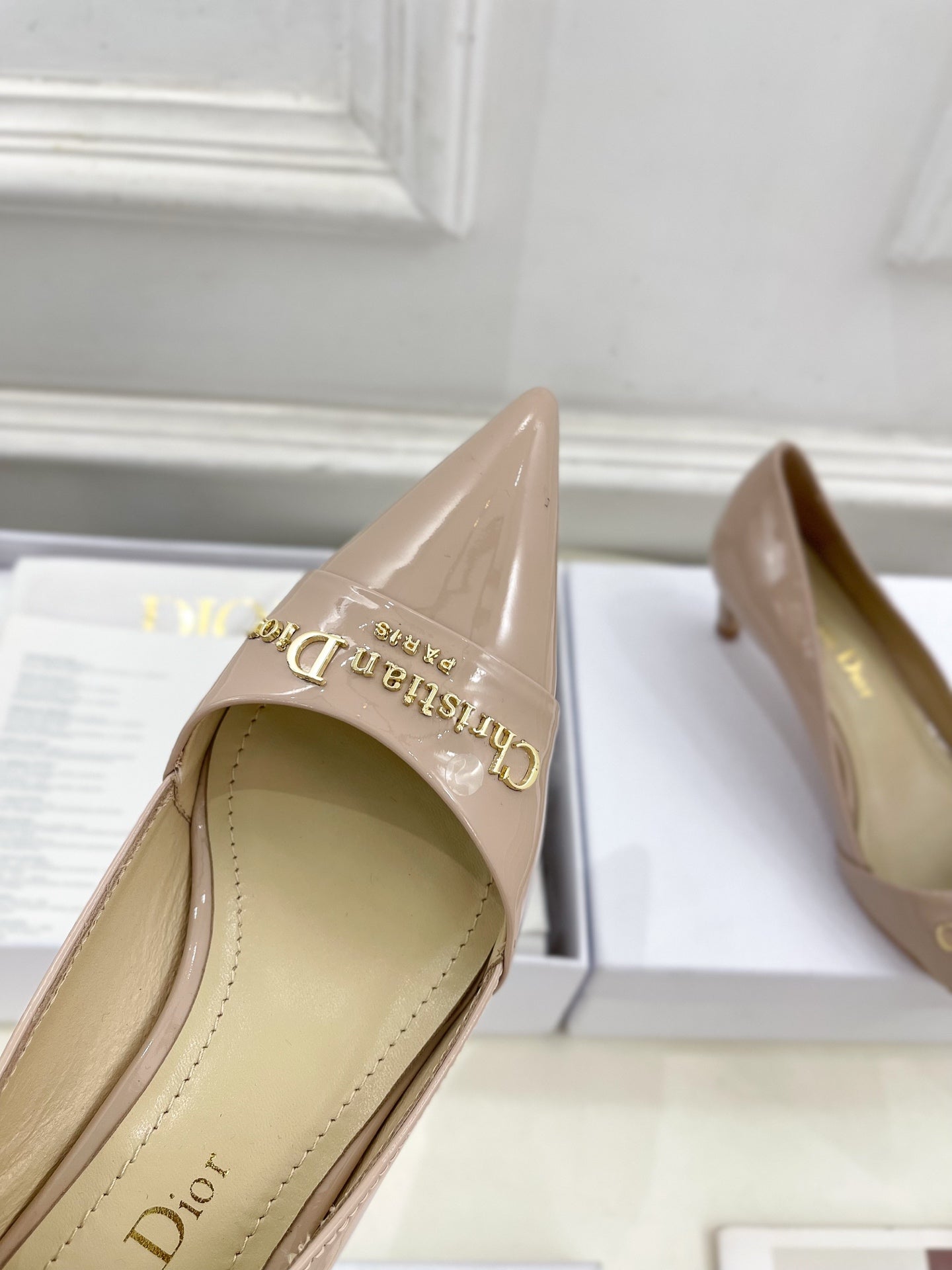 CD 25 Pump High Heels Pink Nude Patent Leather 307424