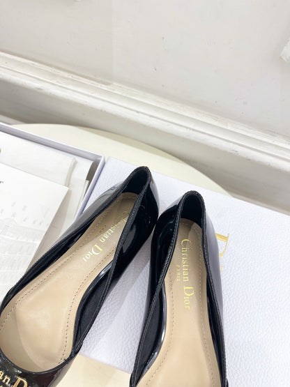 CD 25 Pump Flat Black Patent Leather 307412