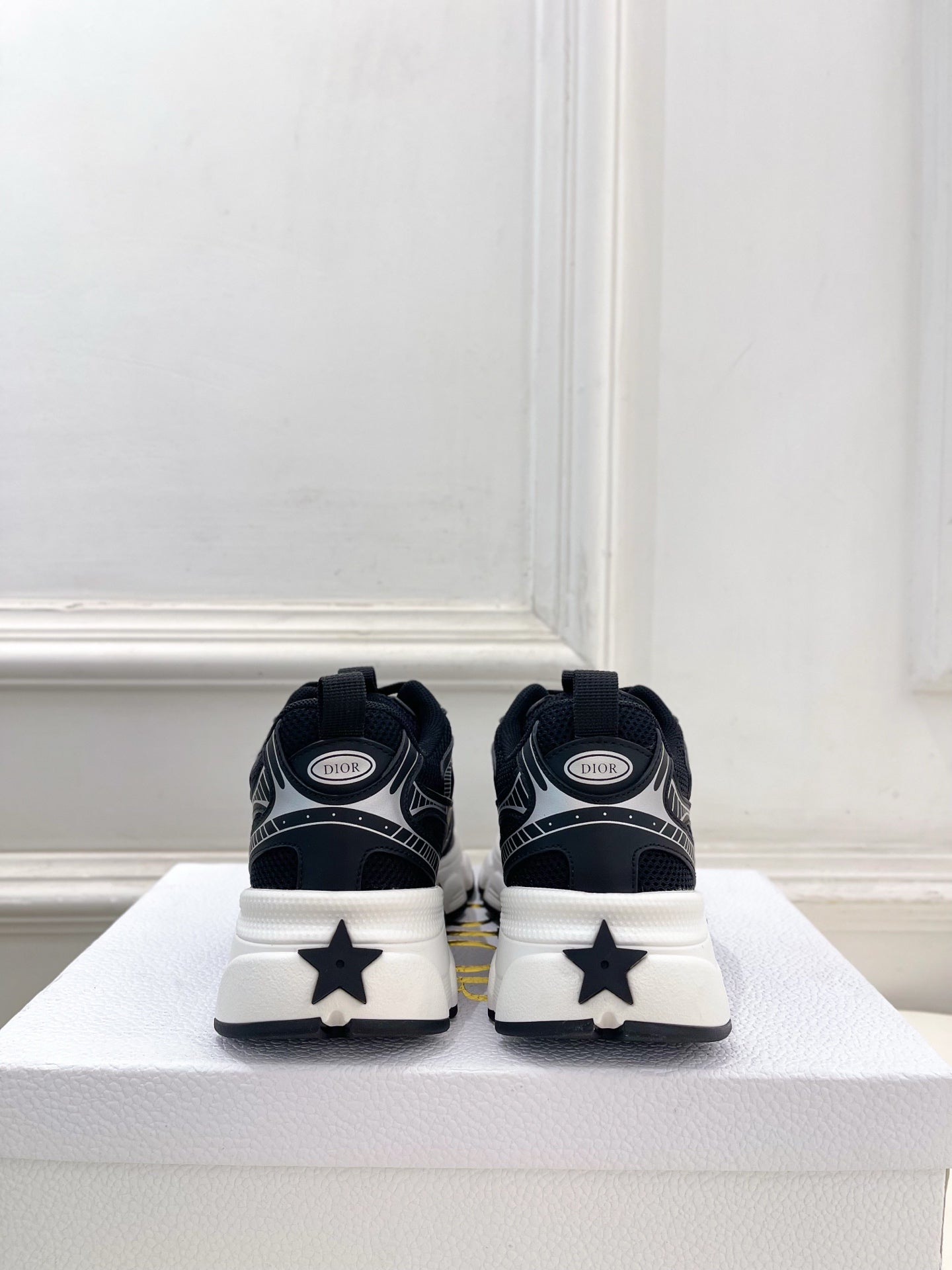 CD SS26 B30 Sneakers Black Cowhide Mesh 631928