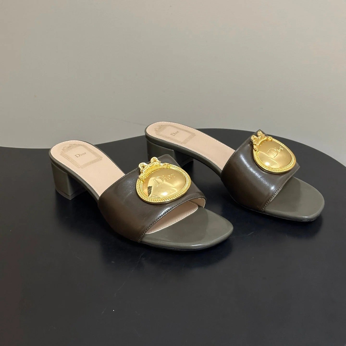 CD D-Club Retro CD Letter Metal Buckle Sandals 45mm Leather 846977
