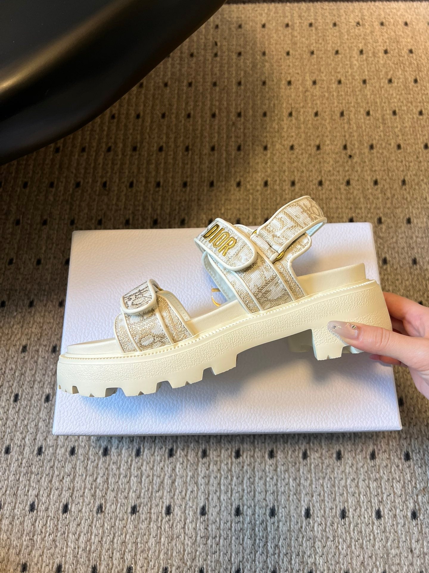 CD 26 Flats Sandals White Beige Sheepskin Embroidered Fabric 621798