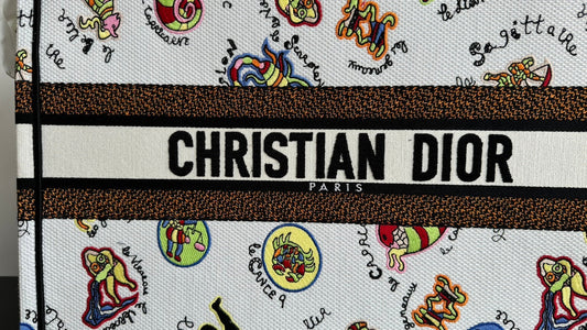 Large CD Book Tote 42cm White Multicolor Dragon Zodiac Embroidery