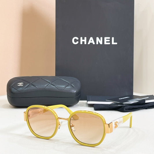 CHANEL Sunglasses-A72089