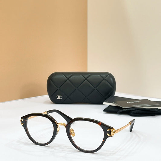 CHANEL Sunglasses 5575